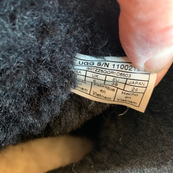 UGG Customizable Bailey Bow Mini Boot - Picture 9 of 10